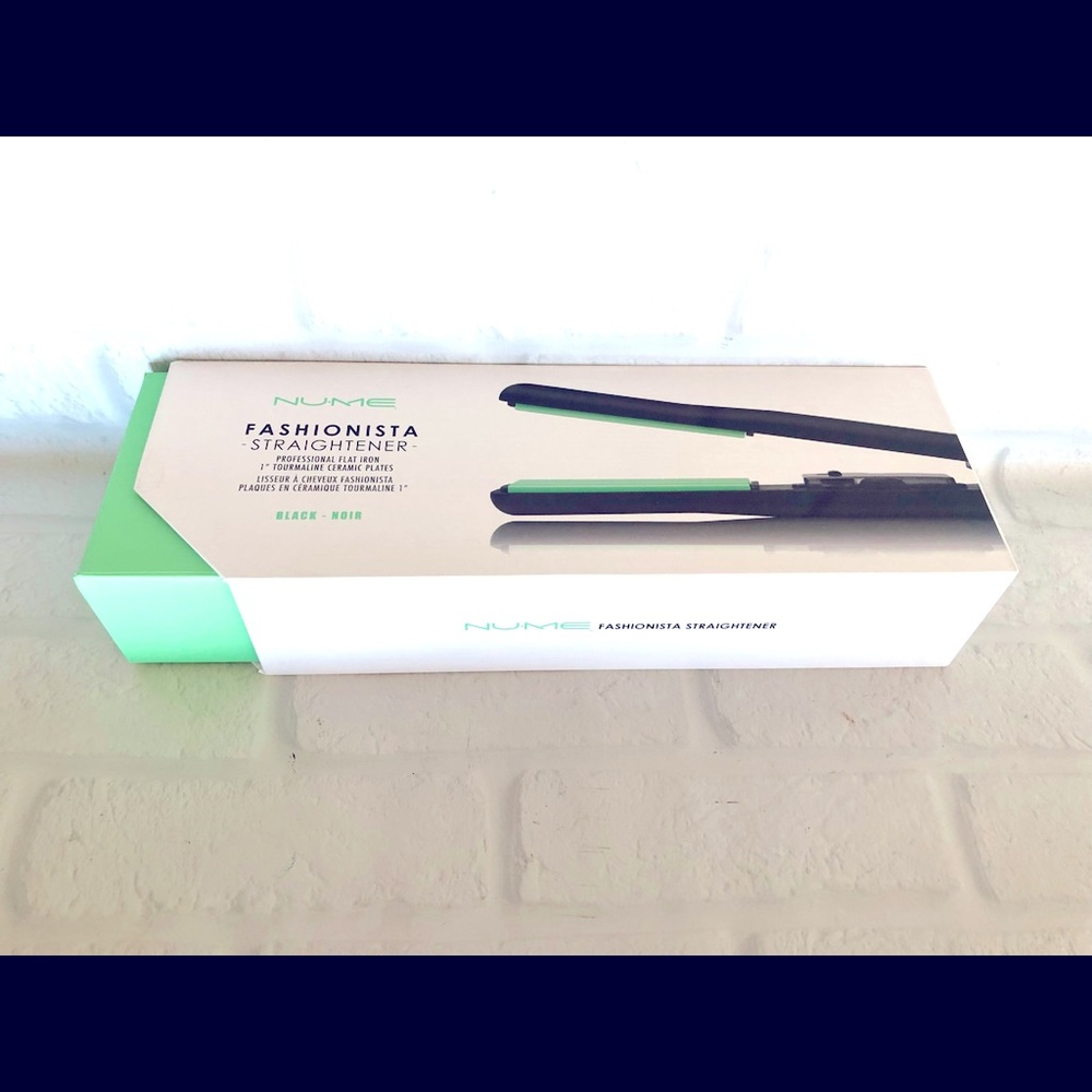 Nume Fashionista Flat Iron mint green sold out!! 100% Tourmaline Ceramic…
